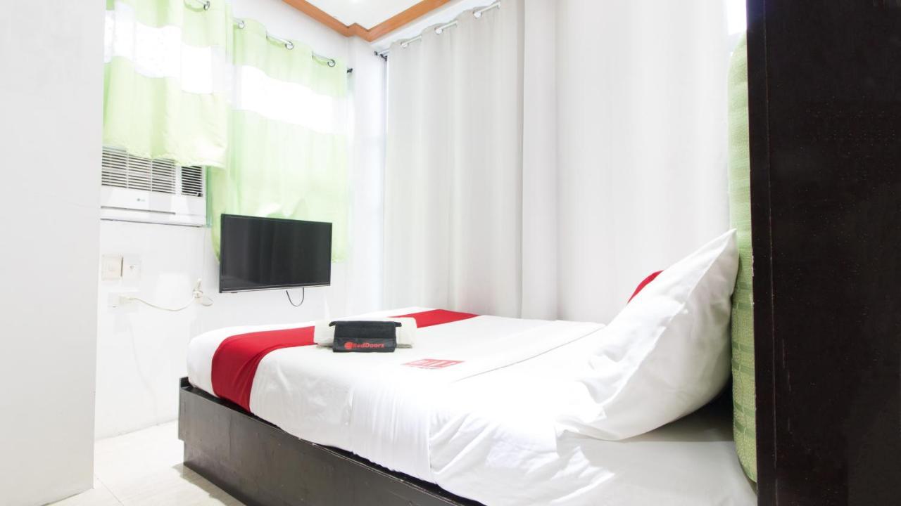 Reddoorz @ Real Fatima Tacloban Hotel Anibong Buitenkant foto
