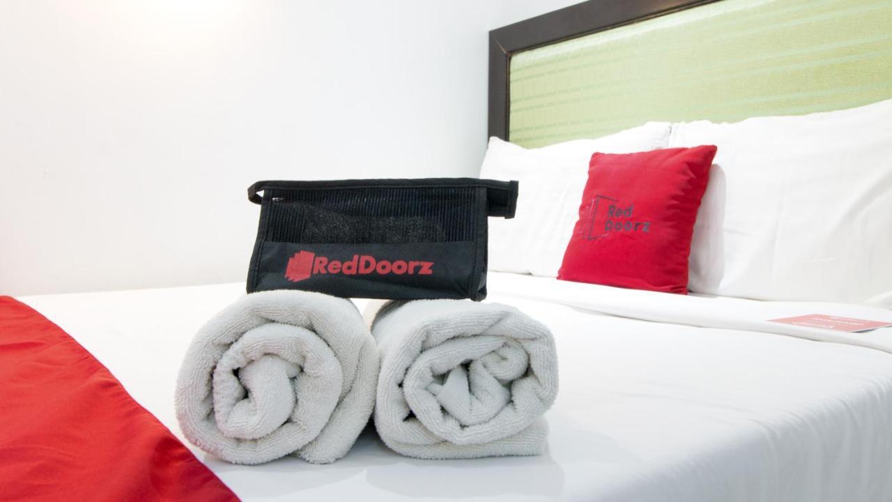Reddoorz @ Real Fatima Tacloban Hotel Anibong Buitenkant foto